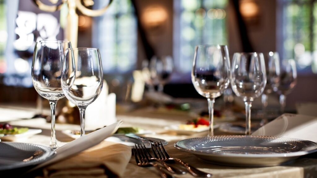 Restaurant Tables services Enhance the Overall Dining Experience