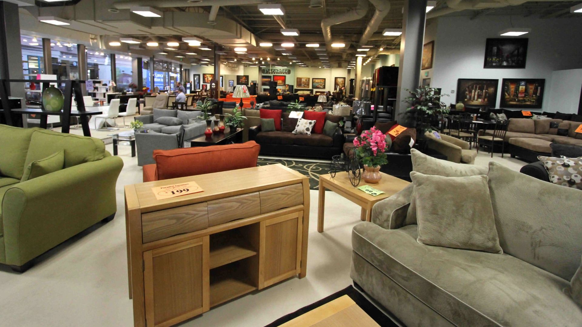 How the Right Furniture Store Can Transform Your Space