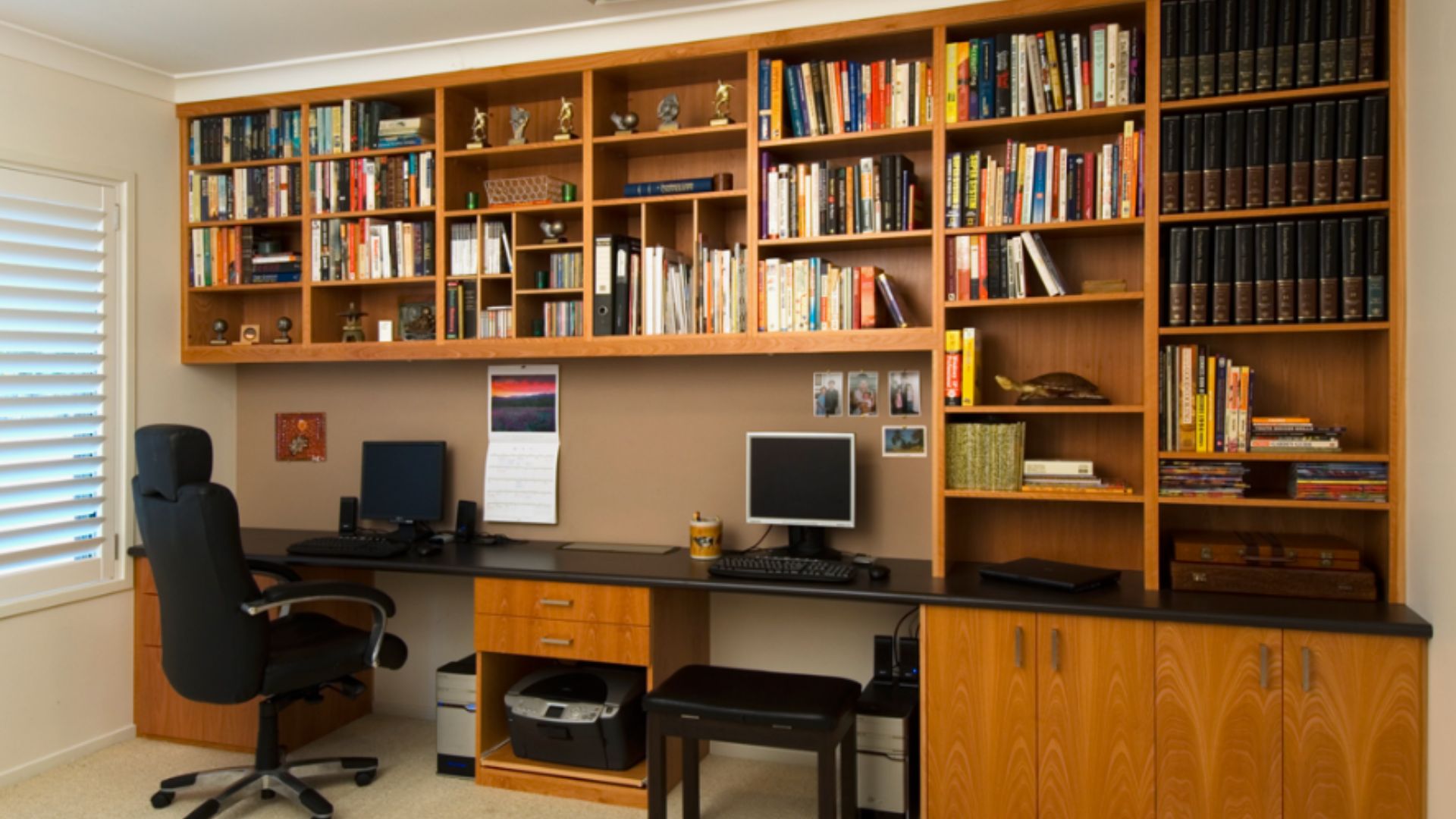 How to Use Office File Storage Cupboards Wisely for Storing 